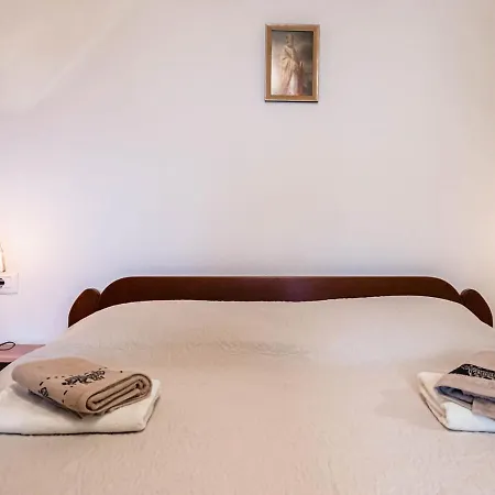 Holiday home House Antica For 6 Persons Surroundings Of The Island Of Cres